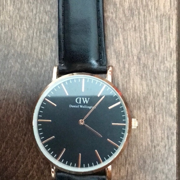 Daniel Wellington Accessories - Daniel Wellington Watch- Rose Gold Black